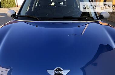 Позашляховик / Кросовер MINI Countryman 2013 в 