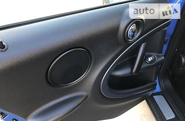 Позашляховик / Кросовер MINI Countryman 2013 в 