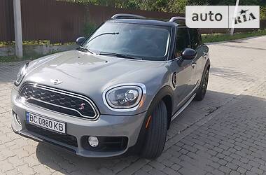 Хэтчбек MINI Countryman 2017 в Львове