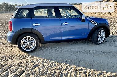 Внедорожник / Кроссовер MINI Countryman 2011 в Киеве