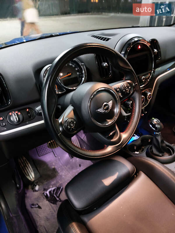 Хэтчбек MINI Countryman 2017 в Днепре