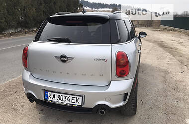 Универсал MINI Countryman 2015 в Киеве