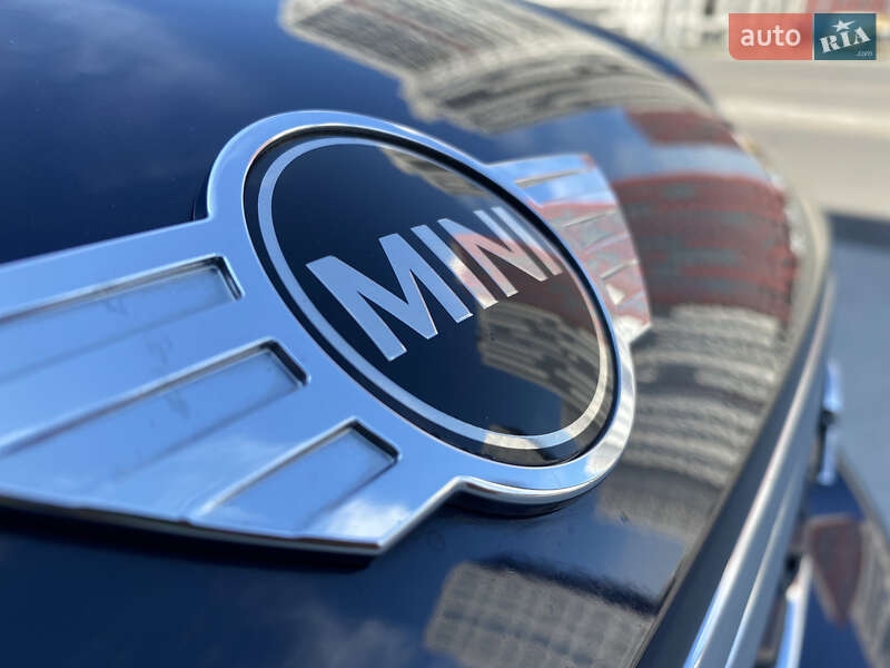 Внедорожник / Кроссовер MINI Countryman 2017 в Киеве