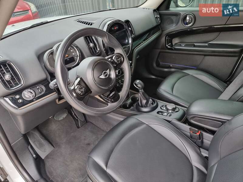 Хэтчбек MINI Countryman 2018 в Черновцах