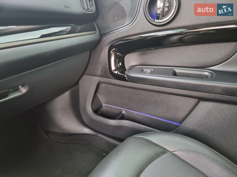 Хэтчбек MINI Countryman 2018 в Черновцах