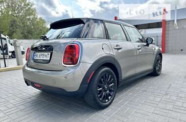 Хэтчбек MINI Countryman 2019 в 