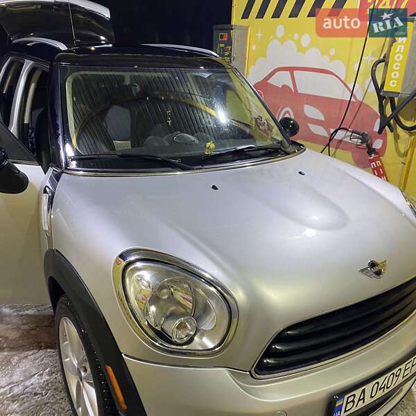 Хэтчбек MINI Countryman 2012 в 