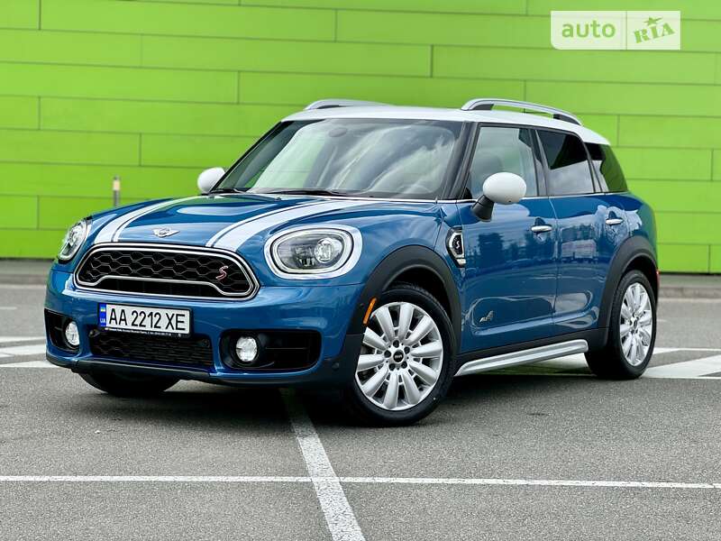 AUTO.RIA – МИНИ Кантримен 2017 года в Украине - купить MINI