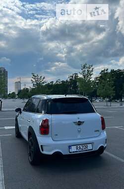 Хэтчбек MINI Countryman 2012 в Киеве