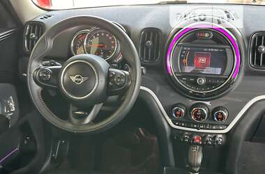 Хетчбек MINI Countryman 2019 в 