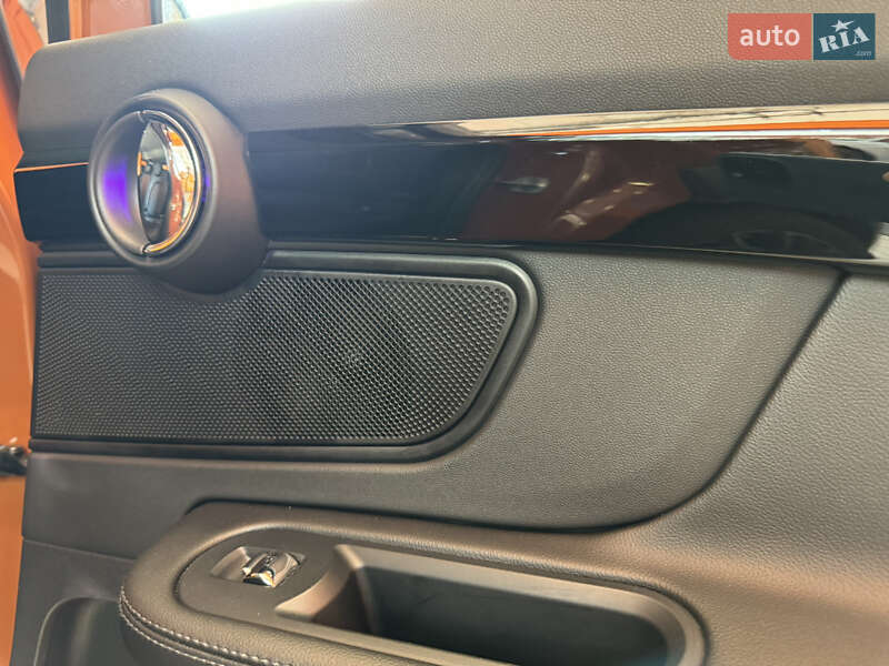 Хэтчбек MINI Countryman 2018 в Киеве фото 15 Хэтчбек MINI Countryman 2018 в Киеве