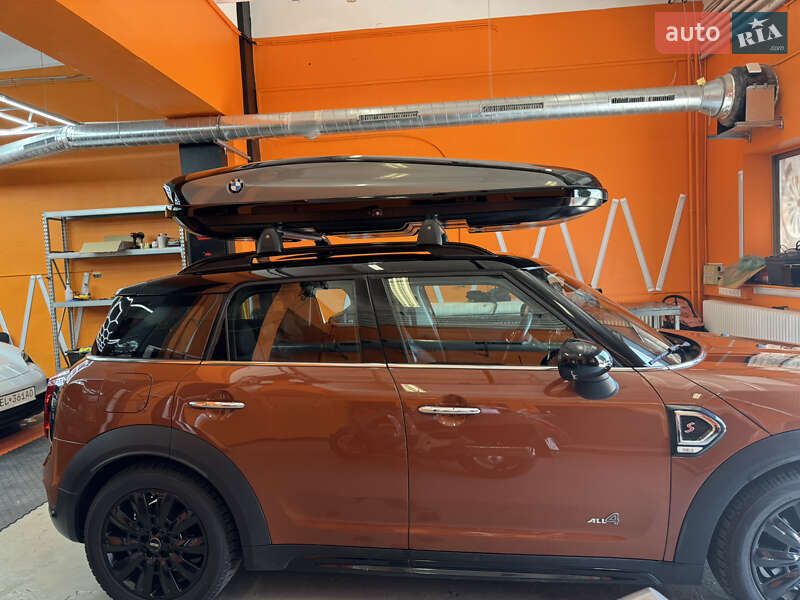 Хэтчбек MINI Countryman 2018 в Киеве фото 17 Хэтчбек MINI Countryman 2018 в Киеве