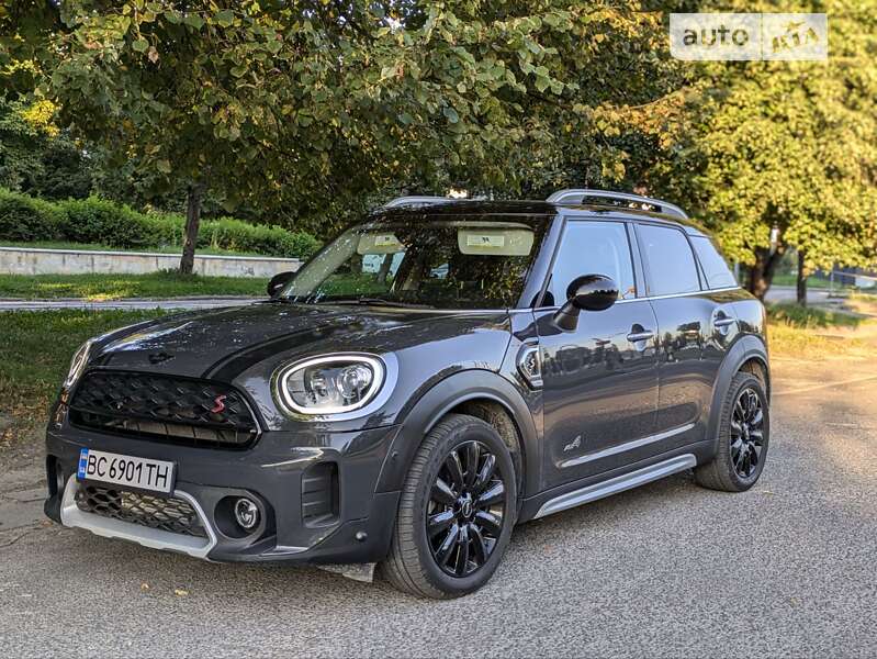 Хэтчбек MINI Countryman 2017 в 