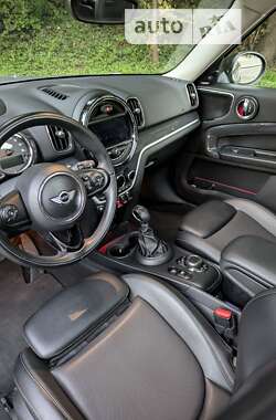 Хэтчбек MINI Countryman 2017 в 