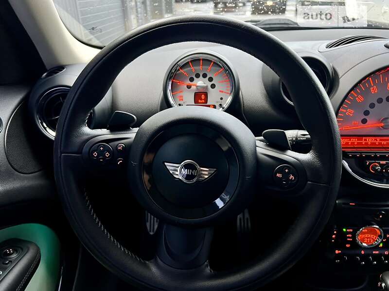 Хэтчбек MINI Countryman 2013 в Киеве