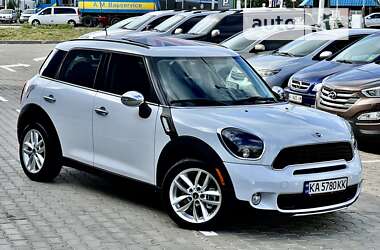 Хэтчбек MINI Countryman 2014 в Киеве