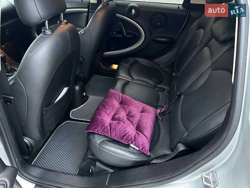 Хэтчбек MINI Countryman 2013 в Синельниково