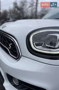 Хэтчбек MINI Countryman 2018 в 