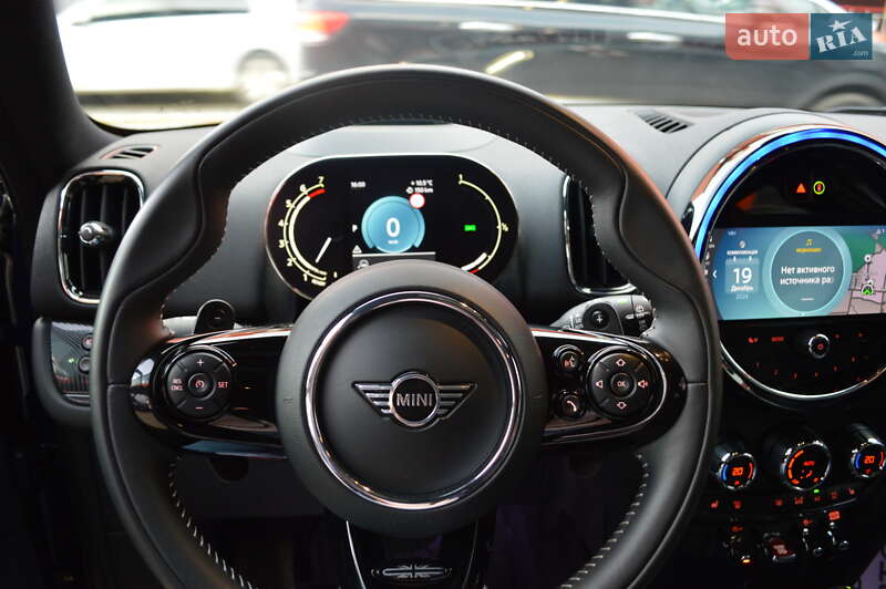 Хэтчбек MINI Countryman 2019 в Львове