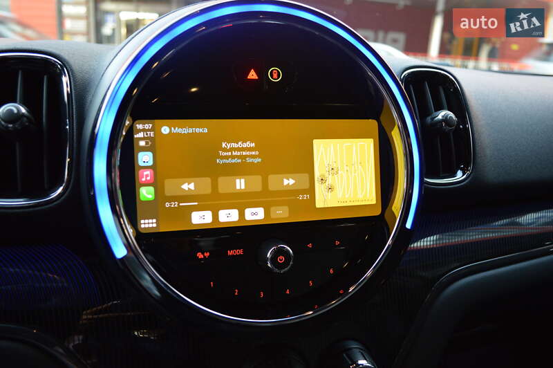 Хэтчбек MINI Countryman 2019 в Львове