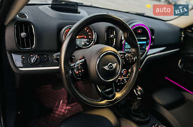 Хэтчбек MINI Countryman 2017 в 