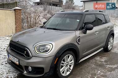 Хэтчбек MINI Countryman 2017 в Киеве