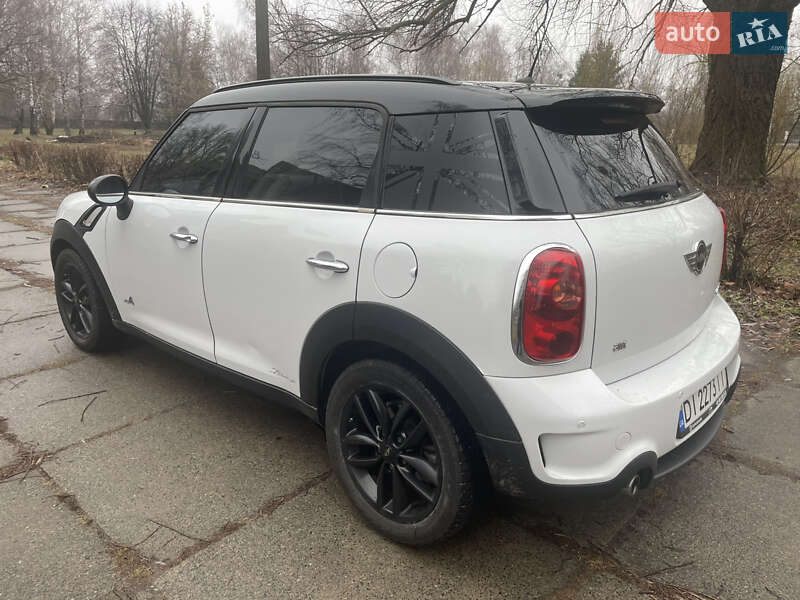 Хэтчбек MINI Countryman 2011 в Киеве