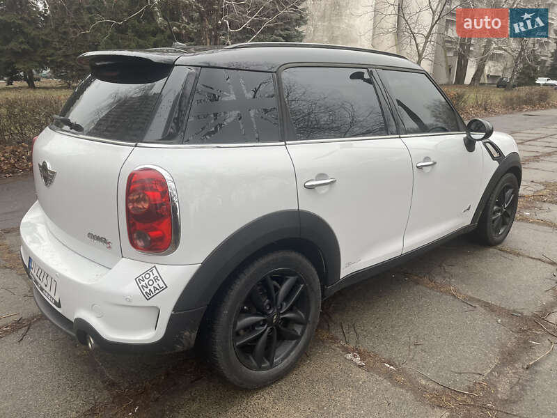 Хэтчбек MINI Countryman 2011 в Киеве
