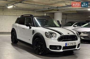 Хэтчбек MINI Countryman 2019 в 