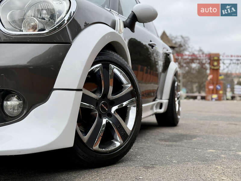 Хэтчбек MINI Countryman 2013 в Одессе