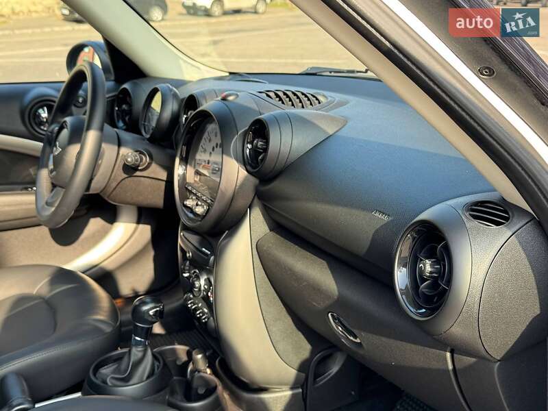 Внедорожник / Кроссовер MINI Countryman 2013 в Одессе