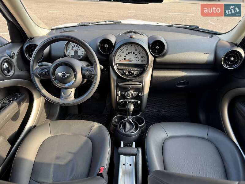 Внедорожник / Кроссовер MINI Countryman 2013 в Одессе