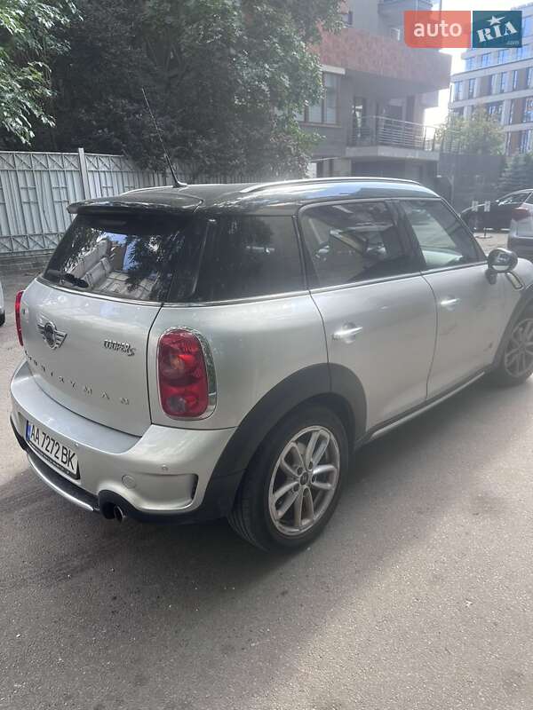 Внедорожник / Кроссовер MINI Countryman 2015 в Киеве фото 8 Внедорожник / Кроссовер MINI Countryman 2015 в Киеве