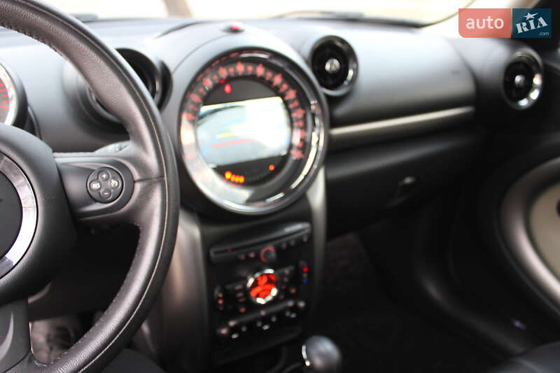 Внедорожник / Кроссовер MINI Countryman 2015 в Днепре