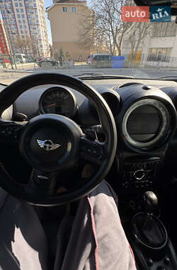 Внедорожник / Кроссовер MINI Countryman 2016 в 