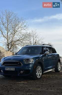 Хэтчбек MINI Countryman 2017 в 