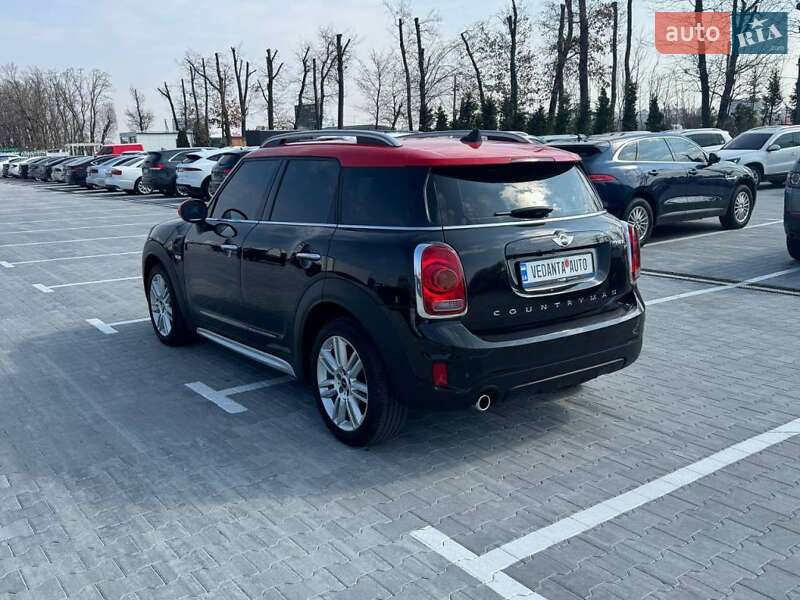 Хэтчбек MINI Countryman 2017 в Киеве