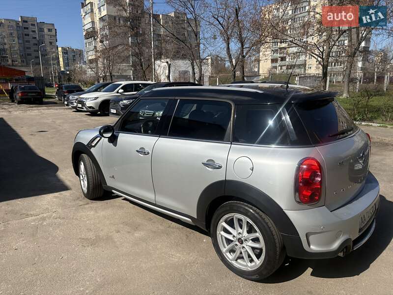 Внедорожник / Кроссовер MINI Countryman 2015 в Киеве фото 4 Внедорожник / Кроссовер MINI Countryman 2015 в Киеве