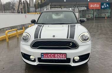 Хэтчбек MINI Countryman 2017 в 
