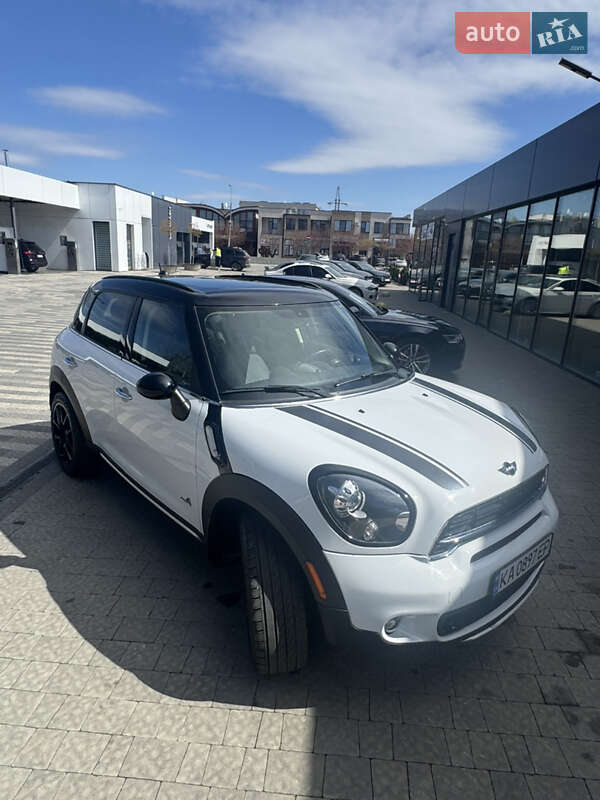 Внедорожник / Кроссовер MINI Countryman 2015 в Киеве