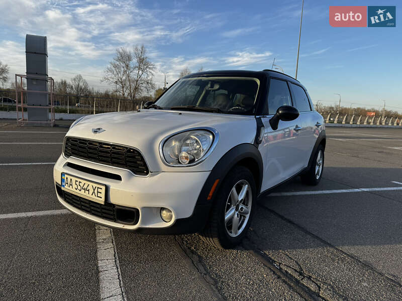 Хэтчбек MINI Countryman 2014 в Киеве