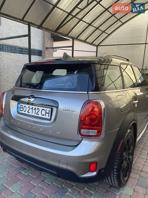 Хэтчбек MINI Countryman 2017 в Тернополе