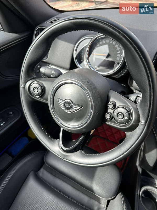 Хэтчбек MINI Countryman 2017 в Тернополе