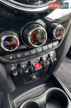 Внедорожник / Кроссовер MINI Countryman 2023 в 