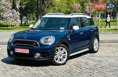 Хетчбек MINI Countryman 2017 в 