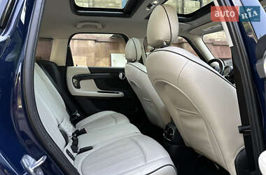 Хетчбек MINI Countryman 2017 в 