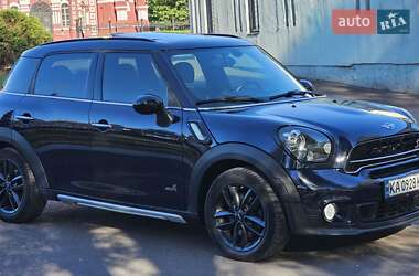 Внедорожник / Кроссовер MINI Countryman 2015 в 
