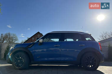 Хэтчбек MINI Countryman 2012 в 