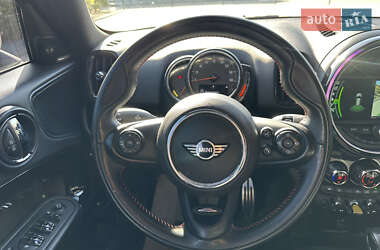 Хэтчбек MINI Countryman 2018 в 