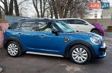 Хетчбек MINI Countryman 2017 в 